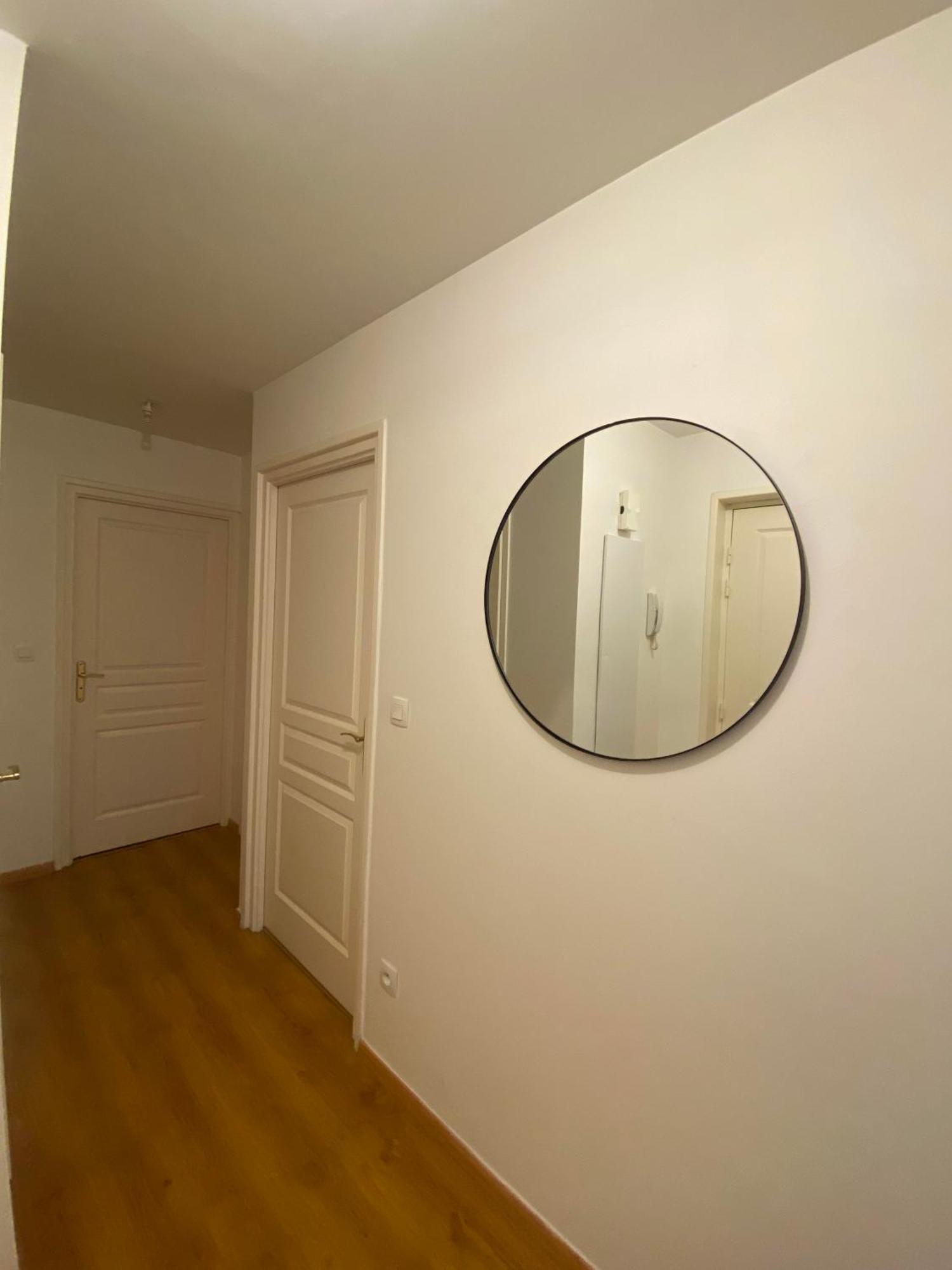 Le Carnot Appartement Avec 2 Chambres Separes Et Parking Privatif Et Securise Arras Luaran gambar